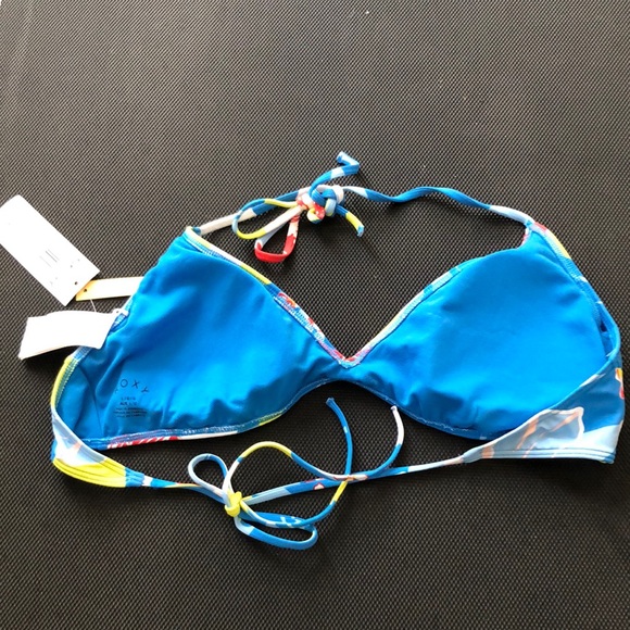 ROXY (L) Regular Coverage swimwear top - Picture 12 of 12